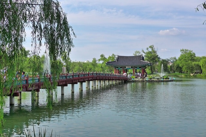 Buyeo Gungnamji Pond