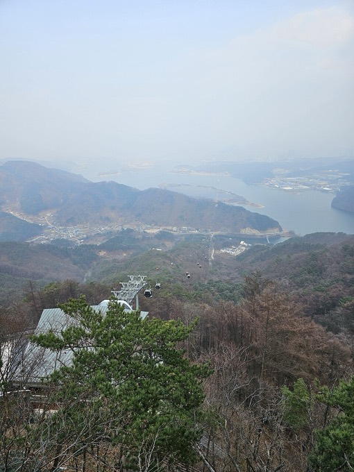 Chuncheon Samaksan Mountain Lake Cable Car